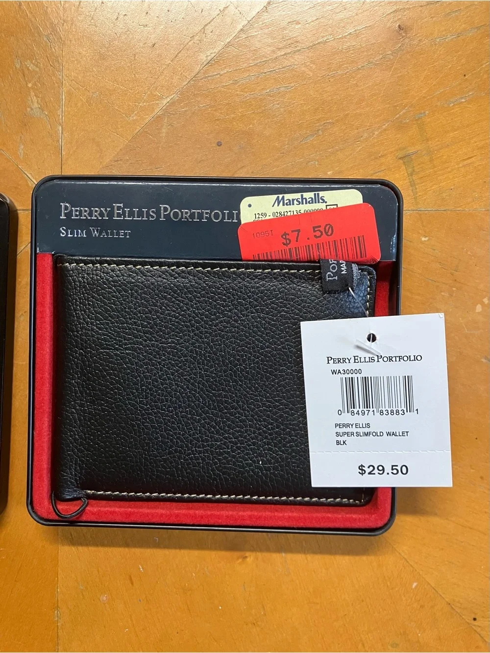 Perry Ellis Portfolio Black Leather Slimfold Wallet Gift Box